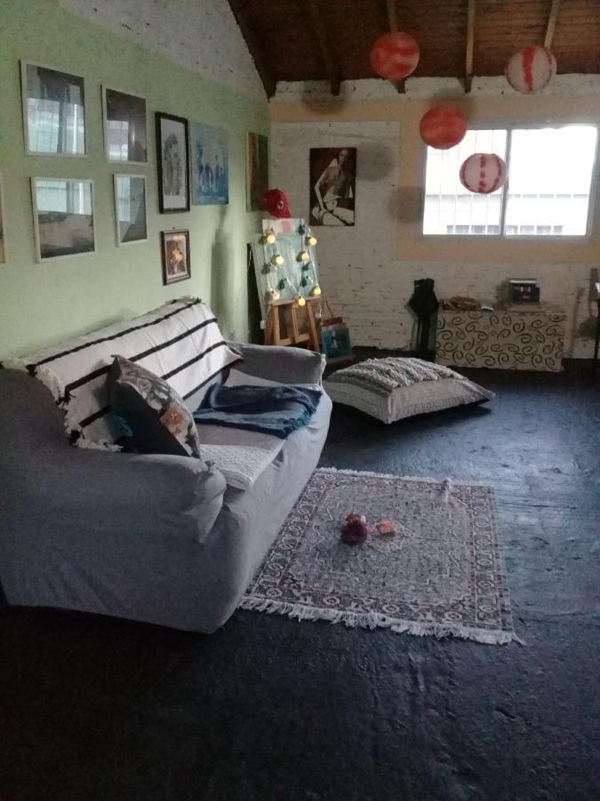 La Casa De Los Murales Avellaneda  Eksteriør bilde