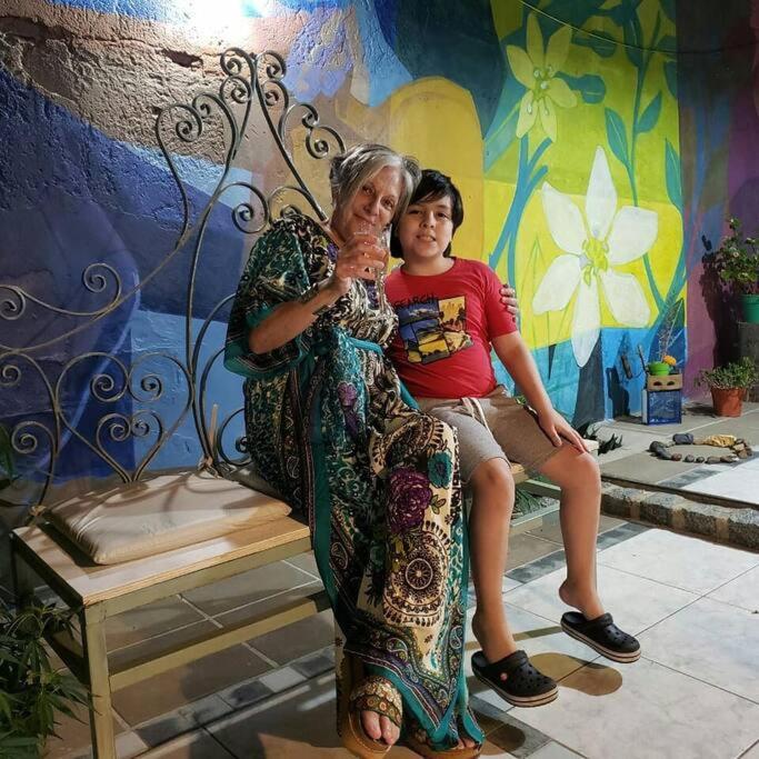 La Casa De Los Murales Avellaneda  Eksteriør bilde